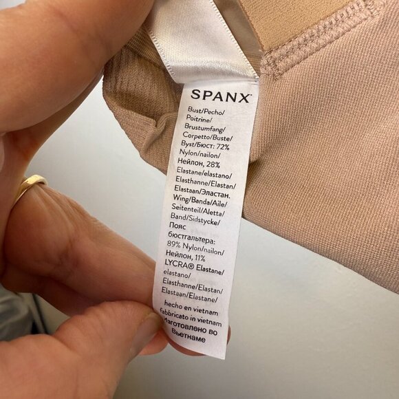 New Spanx SPANX smooth Bra-llelujah! Unlined Bralette in Nude Size Small - Picture 12 of 12